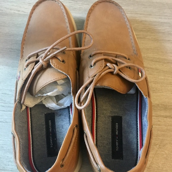 Tommy Hilfiger boat shoes - Picture 3 of 4